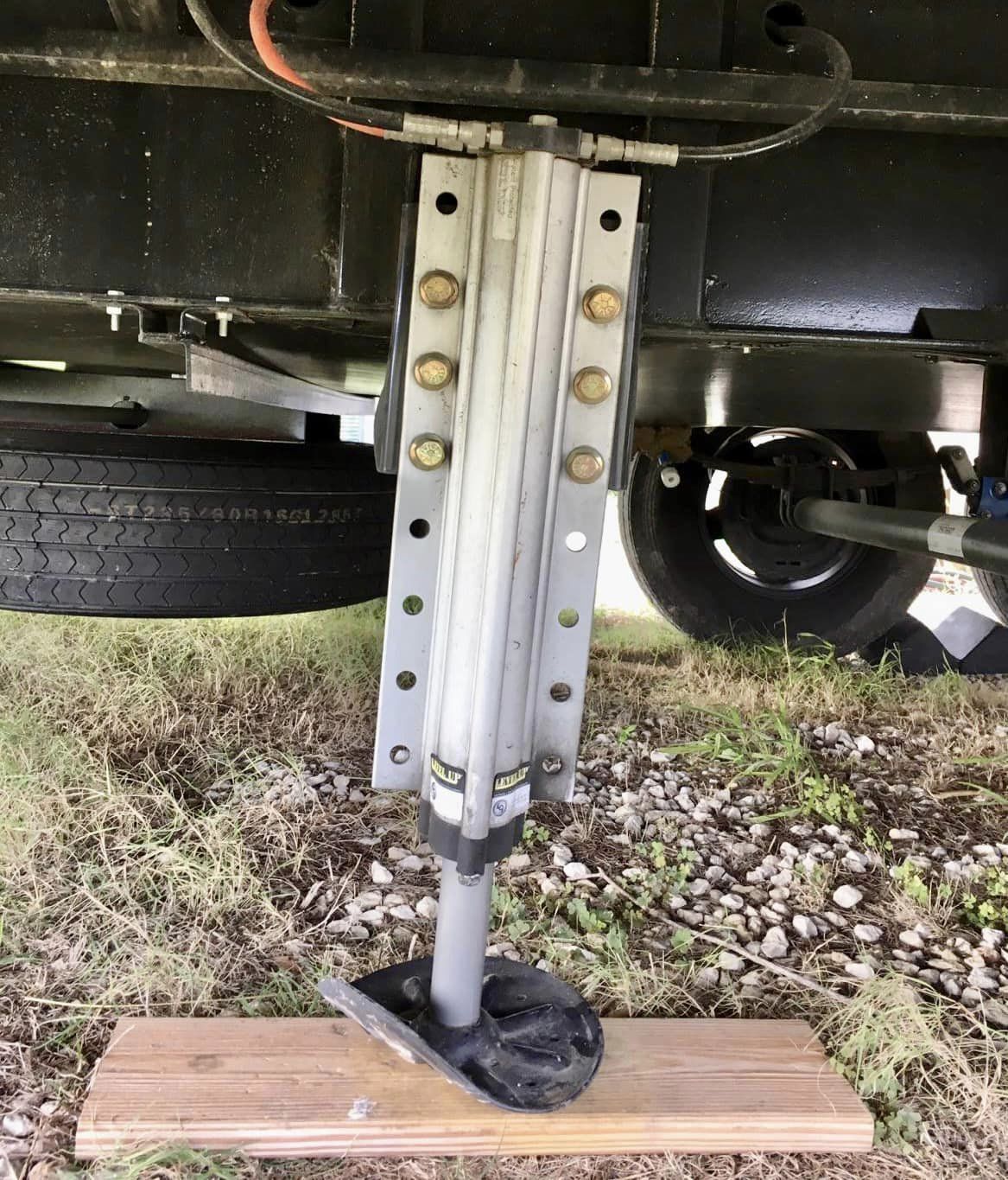 RV Leveling System Repairs & Maintenance California RV Specialists