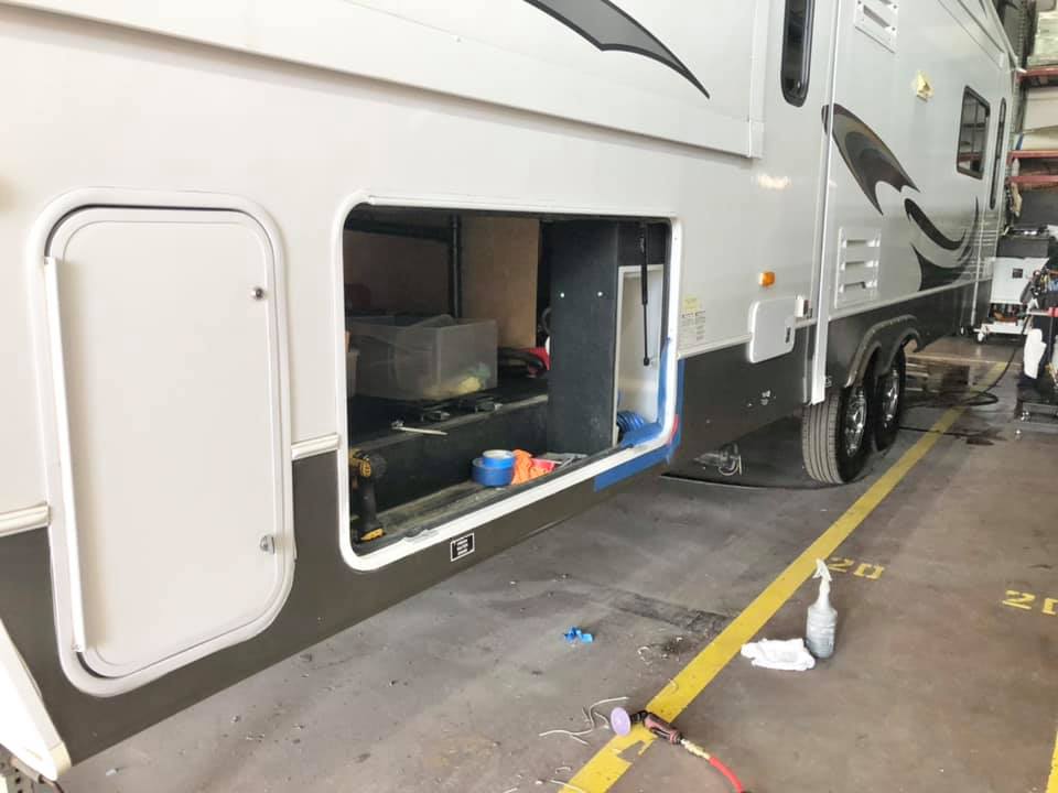 123245686_3474661355953164_1316016295083576266_n - California RV Specialists