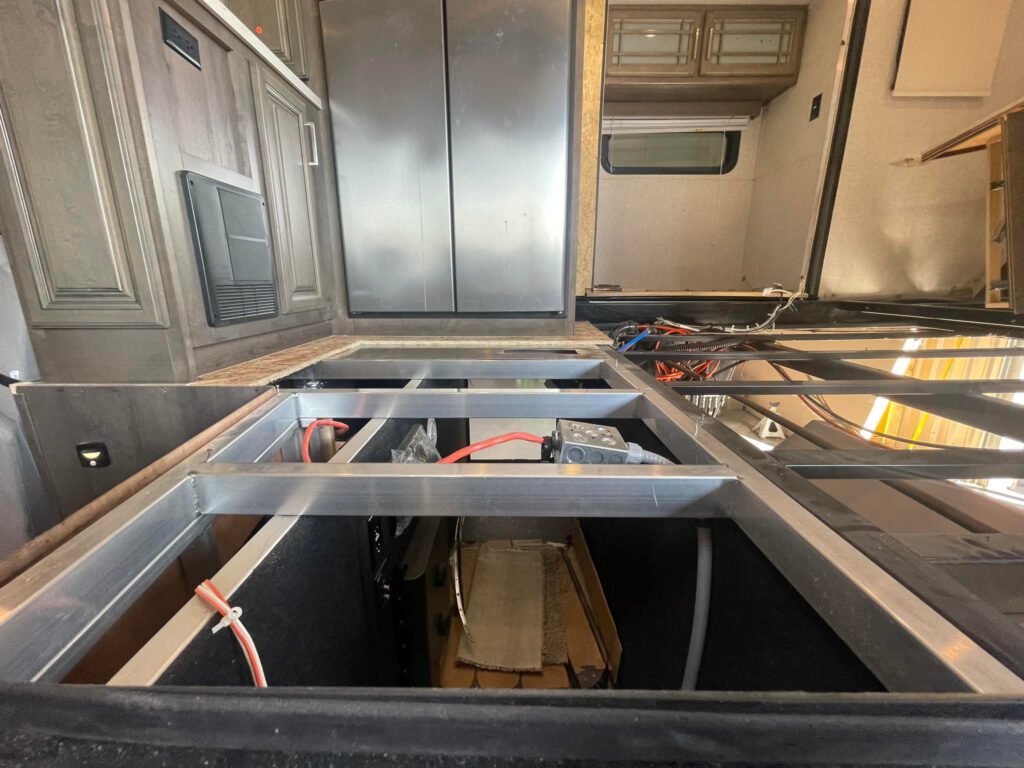 491377531_9611644105596427_1605437736593345770_n - California RV Specialists