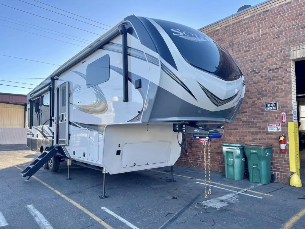 494658014_9714162532011250_6747201049996431569_n - California RV Specialists