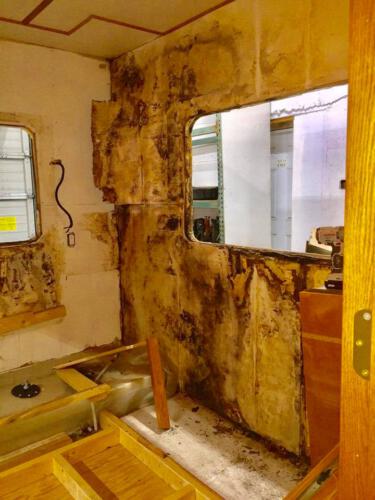 Motorhome Class A - Rear Wall Mold and Dry Rot.